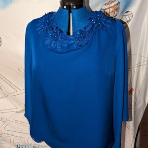 Woman's ESY Studio EY Brand Dress Blouse.. Sheer sleeves.. Floral Neck..  Sz. M